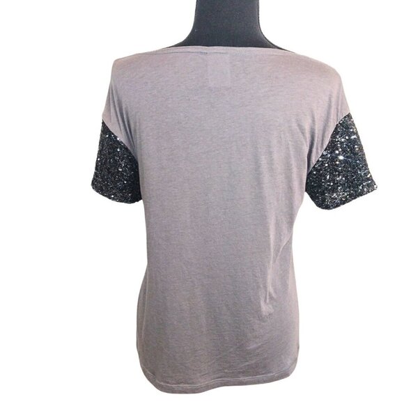 WOMEN'S PINK GRAY & BLACK T-SHIRT WITH BLACK SEQUINS SLEEVES - SIZE XS - Picture 2 of 3